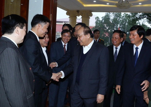 Thủ tướng Nguyễn Xuân Phúc: Hòa Bình cần tận dụng Thủ đô để phát triển ảnh 2