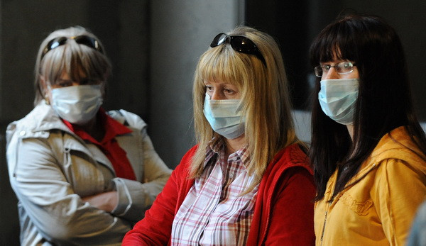 Dịch cúm bùng phát tại Mỹ trầm trọng nhất trong 10 năm qua ảnh 1