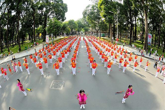 TP.HCM: Gần 3.000 người cao tuổi tham gia đồng diễn thể dục dưỡng sinh ảnh 1