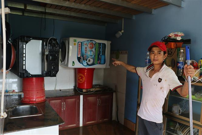 Bình Phước nỗ lực khắc phục thiệt hại do lũ bất ngờ tràn về ảnh 1