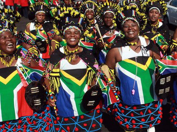 Nam Phi tưng bừng kỷ niệm 20 năm chế độ Apartheid sụp đổ ảnh 1