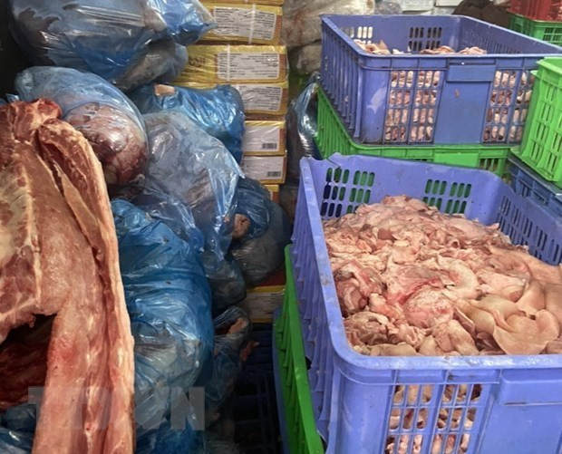 Quảng Trị: Thu giữ, tiêu hủy gần 4 tạ sản phẩm động vật hôi thối ảnh 1