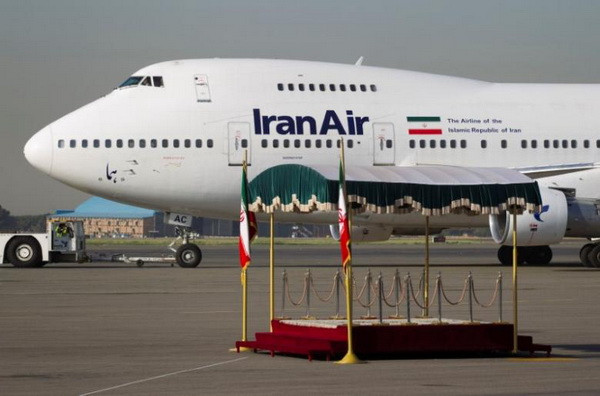 Chiếc Boeing 747SP của hàng hàng không IranAir. (Nguồn: Reuters) Hạ viện Mỹ thông qua dự luật cấm bán máy bay thương mại cho Iran ảnh 1