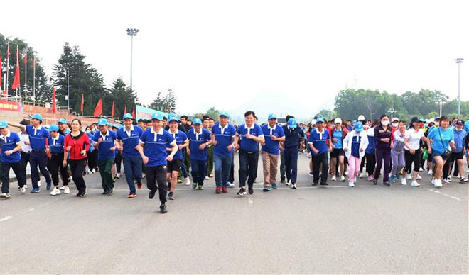 Phát động toàn dân rèn luyện thân thể theo gương Bác Hồ vĩ đại ảnh 5