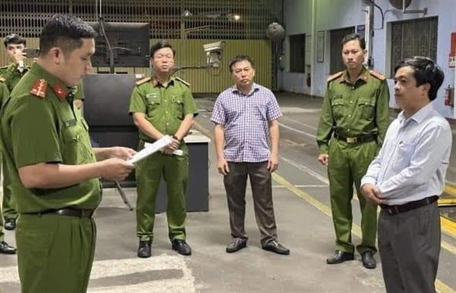 Đà Nẵng: Khởi tố, bắt tạm giam một số cán bộ đăng kiểm xe cơ giới ảnh 1