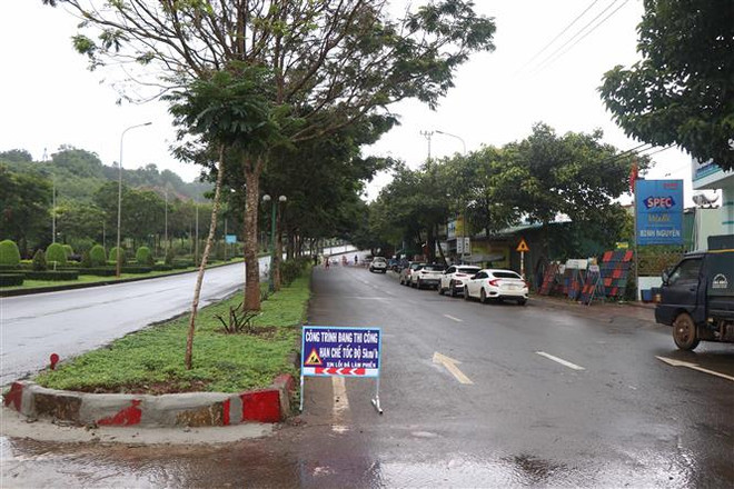 Đắk Nông: Khẩn trương di dân khỏi vùng sụt lún trên đường Hồ Chí Minh ảnh 2