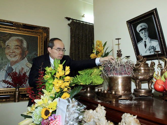 Chủ tịch MTTQ thăm các gia đình nguyên lãnh đạo Bộ Quốc phòng ảnh 1