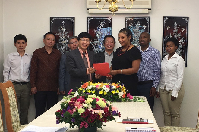 Đảng Cộng sản Nam Phi điện chúc mừng Đại hội Đảng lần thứ XII ảnh 1