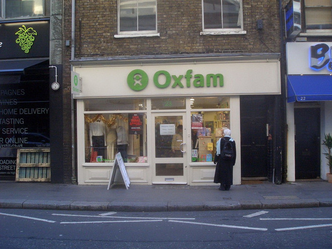 Oxfam cáo buộc các tập đoàn Mỹ giấu 1.400 tỷ USD ở nước ngoài ảnh 1
