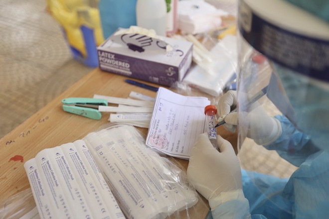 Sơn La: 10 ca dương tính với SARS-CoV-2 ở khu cách ly huyện Phù Yên ảnh 1