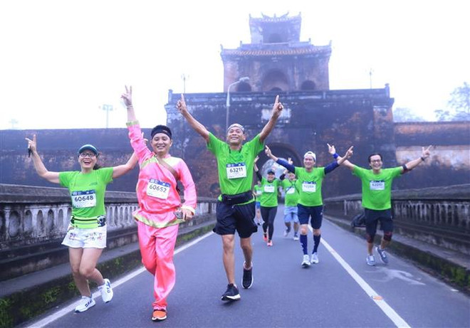 Hơn 4.500 vận động viên tham gia giải chạy marathon Huế năm 2020 ảnh 2