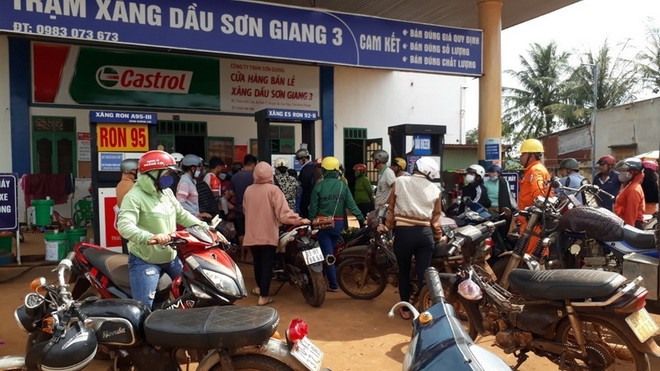 Xử lý nghiêm các trường hợp vi phạm trong kinh doanh xăng dầu ảnh 1