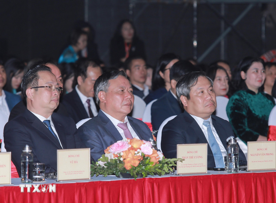 Các đại biểu tham dự buổi lễ. (Ảnh: Phan Phương/TTXVN)