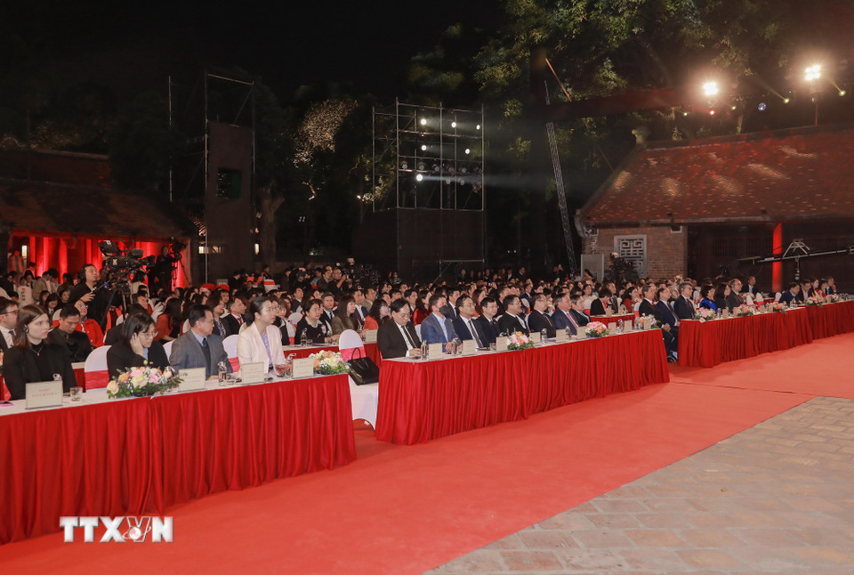 Sau nhiều năm kiên trì xây dựng xã hội học tập, Hà Nội đã chính thức trở thành thành viên Mạng lưới Thành phố học tập toàn cầu của UNESCO. (Ảnh: Phan Phương/TTXVN)