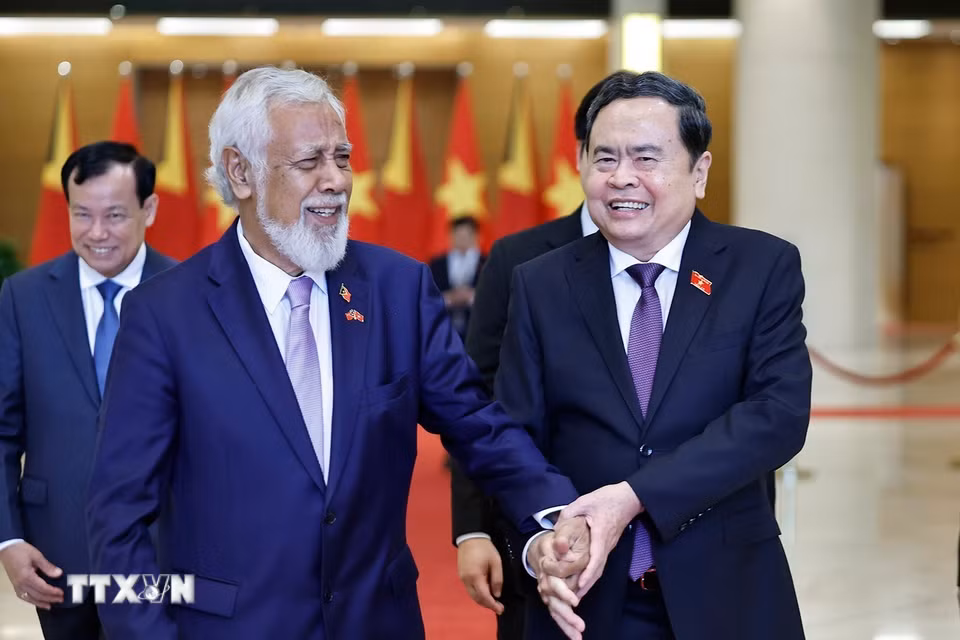 Chủ tịch Quốc hội Trần Thanh Mẫn và Thủ tướng nước Cộng hòa Dân chủ Timor-Leste Kay Rala Xanana Gusmão. (Ảnh: Doãn Tấn/TTXVN)