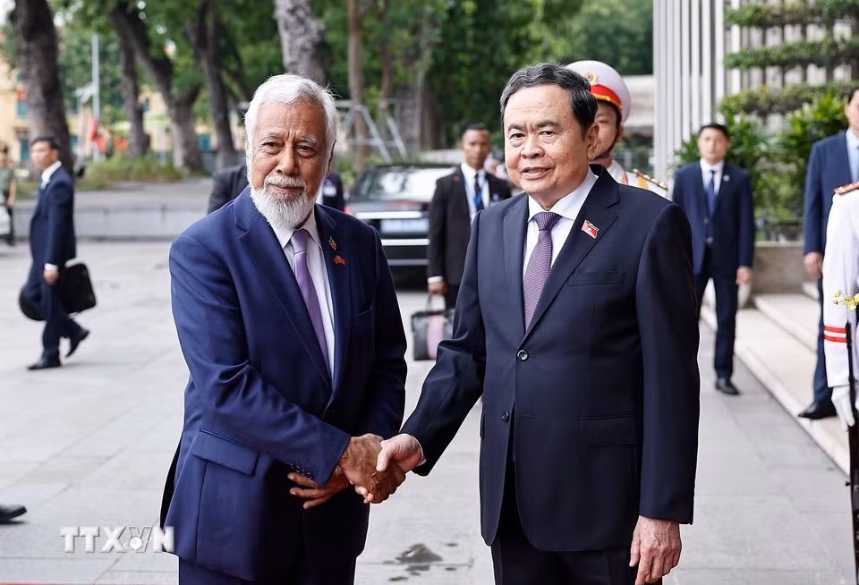 Chủ tịch Quốc hội Trần Thanh Mẫn đón Thủ tướng nước Cộng hòa Dân chủ Timor-Leste Kay Rala Xanana Gusmão. (Ảnh: Doãn Tấn/TTXVN)