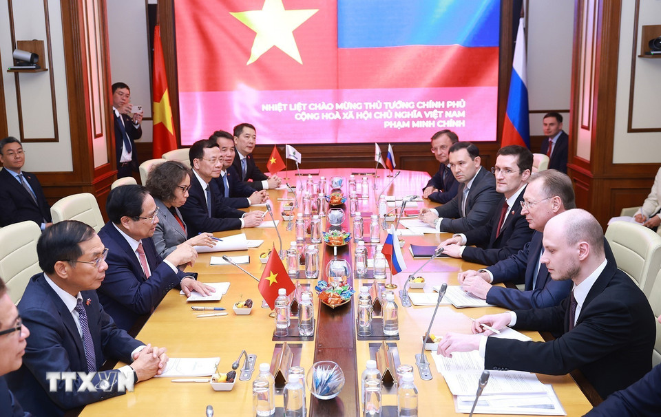 Thủ tướng Phạm Minh Chính gặp ông Sergei Kudryashov, Tổng Giám đốc Công ty Zarubezhneft. (Ảnh: Dương Giang/TTXVN)