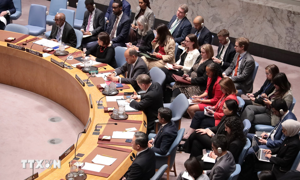 Các nước ủy viên Hội đồng Bảo an thảo luận về vụ Mỹ tấn công và bắt giữ Tổng thống Venezuela. (Ảnh: Thanh Tuấn/TTXVN)