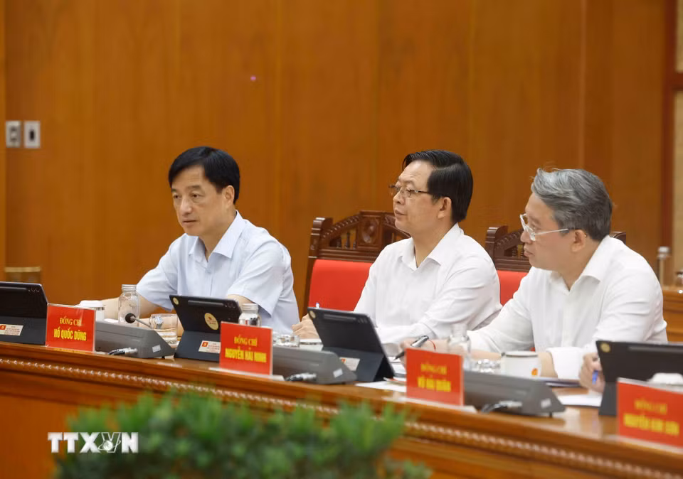 Các đại biểu dự buổi làm việc. (Ảnh: Thống Nhất/TTXVN)