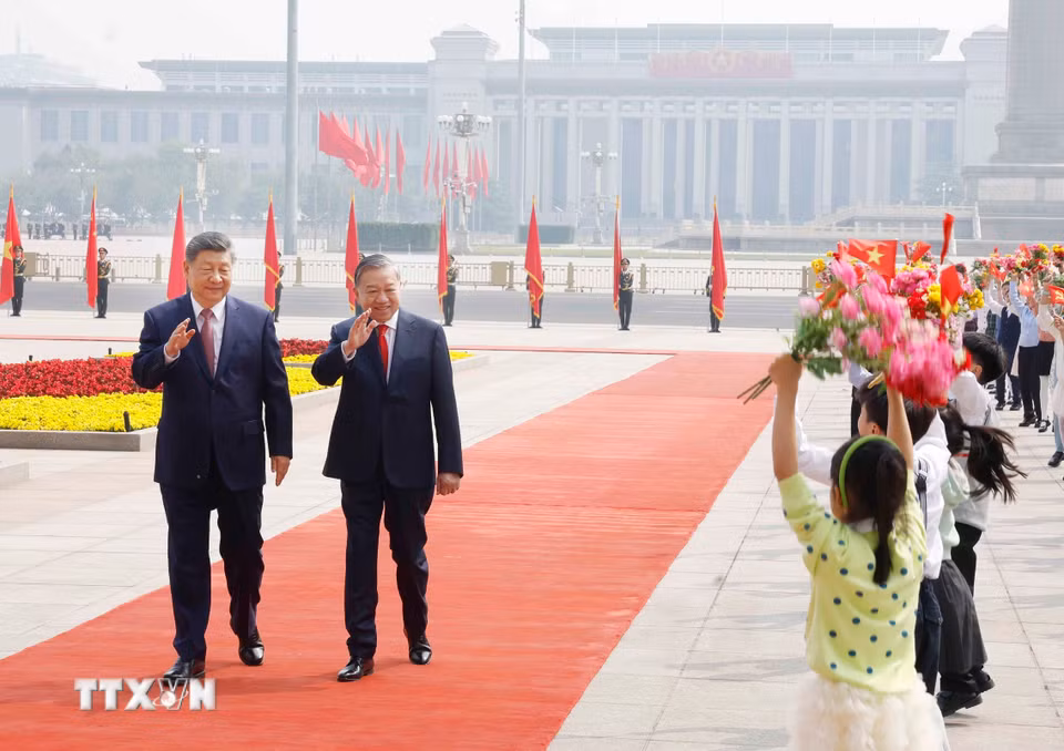 Toàn cảnh Lễ đón Tổng Bí thư, Chủ tịch nước Tô Lâm thăm cấp Nhà nước đến Trung Quốc- Ảnh 5.
