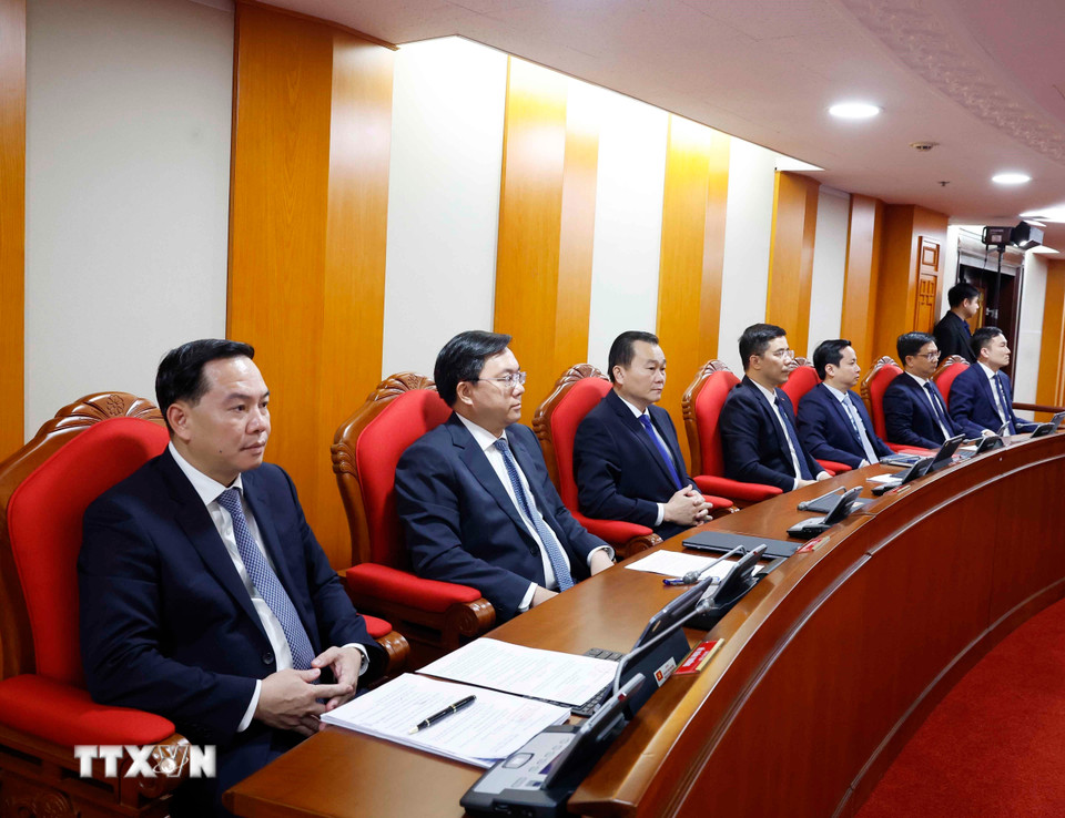 Các đại biểu dự phiên Bế mạc Hội nghị lần thứ hai Ban Chấp hành Trung ương Đảng khóa XIV. (Ảnh: Thống Nhất/TTXVN)