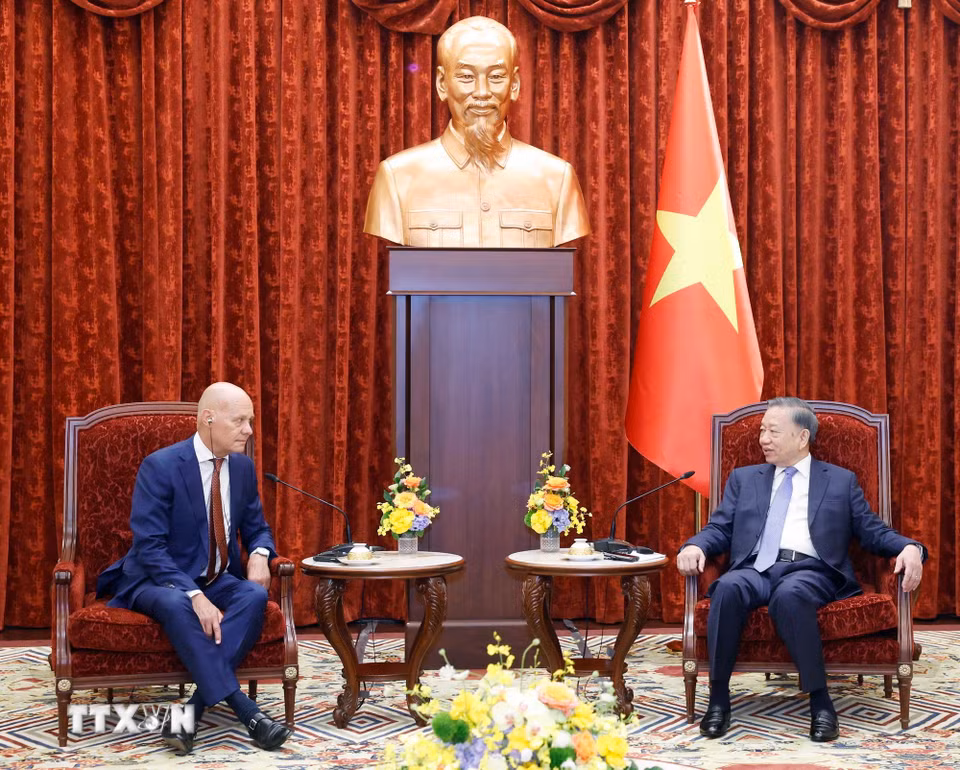 Tổng Bí thư, Chủ tịch nước Tô Lâm tiếp Đại sứ Hà Lan tại Việt Nam Kees van Baar. (Ảnh: Thống Nhất/TTXVN)