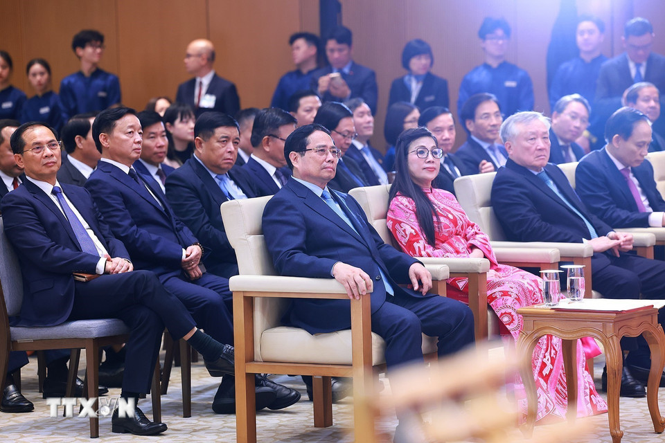 Thủ tướng Phạm Minh Chính và Phu nhân chủ trì tiệc chiêu đãi Đoàn Ngoại giao nhân dịp năm mới 2026 và đón Tết cổ truyền Bính Ngọ. (Ảnh: Dương Giang/TTXVN)