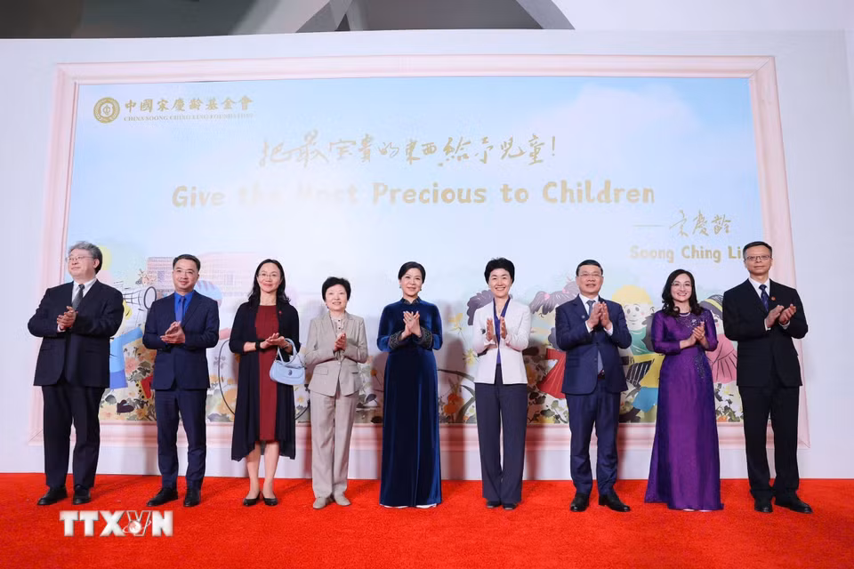 Phu nhân Ngô Phương Ly thăm Trung tâm Tống Khánh Linh- Ảnh 6.