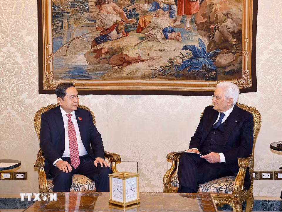 Chủ tịch Quốc hội Trần Thanh Mẫn hội kiến Tổng thống Italy Sergio Mattarella. (Ảnh: Doãn Tấn/TTXVN)