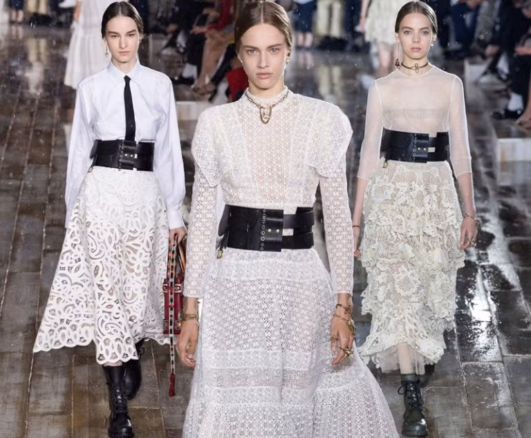 Dior Cruise 2019 - Những nàng thơ Mexico bay bổng ảnh 1