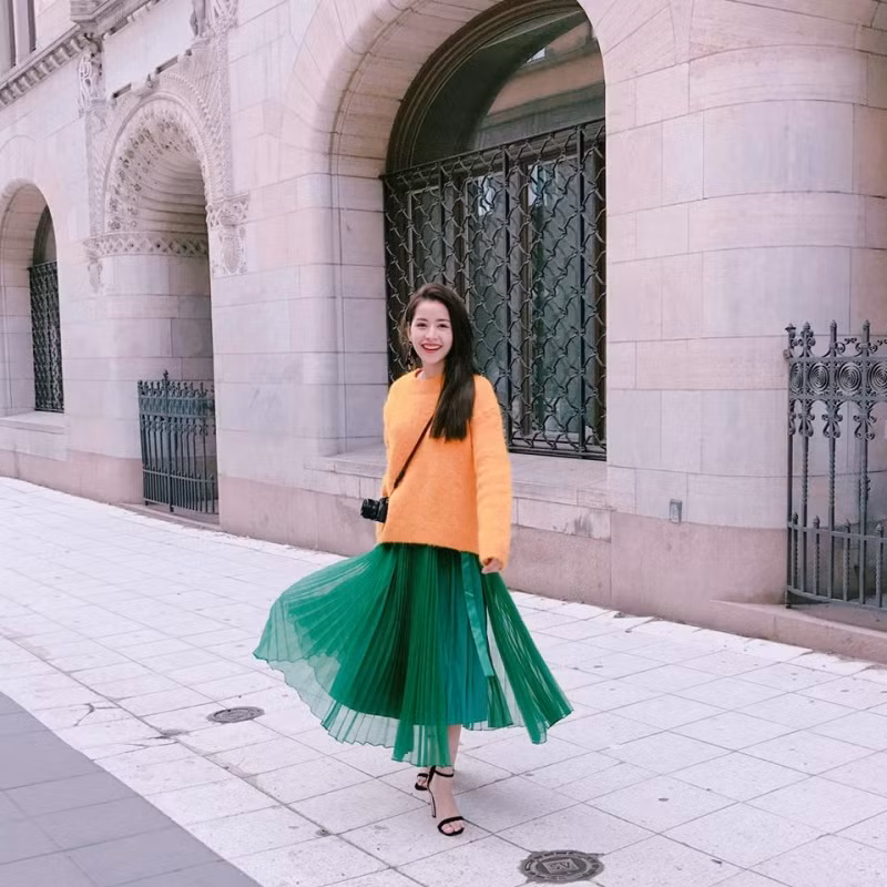 'Học lỏm' cách trang điểm đẹp không tì vết của hotgirl Chi Pu ảnh 2