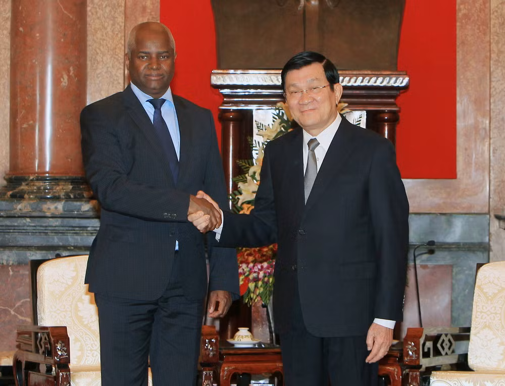 Chủ tịch nước Trương Tấn Sang tiếp Bộ trưởng Bộ Nội vụ Angola ảnh 1