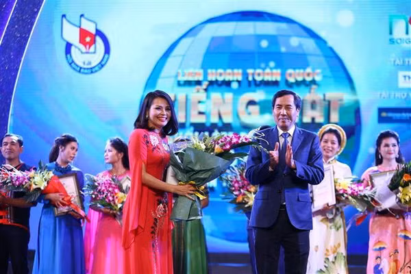 Chung kết Liên hoan toàn quốc Tiếng hát người làm báo lần thứ VI ảnh 1
