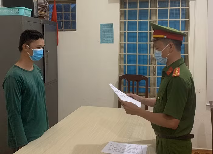 Xử lý nhiều đối tượng vi phạm trong phòng chống dịch COVID-19 ảnh 1
