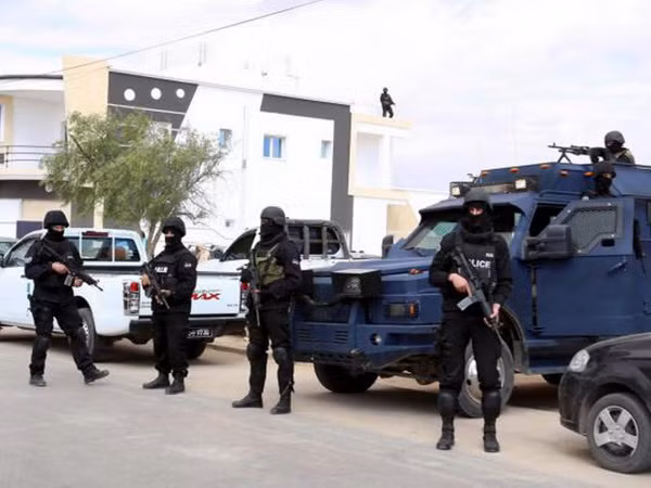 Tunisia triệt phá thêm một mạng lưới khủng bố nguy hiểm ảnh 1