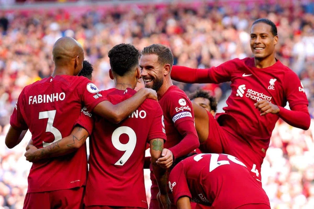 Liverpool 'hủy diệt' 9-0, Man City và Arsenal thắng ngược kịch tính | Vietnam+ (VietnamPlus)