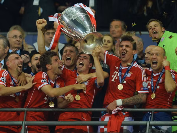 Philipp Lahm chia tay đội tuyển: Chúng tôi sẽ rất nhớ anh ảnh 6