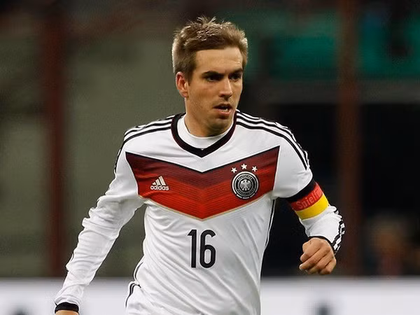 Philipp Lahm chia tay đội tuyển: Chúng tôi sẽ rất nhớ anh ảnh 4