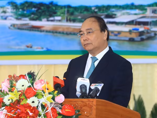Thủ tướng dự Hội nghị xúc tiến đầu tư năm 2017 của tỉnh Hậu Giang ảnh 1