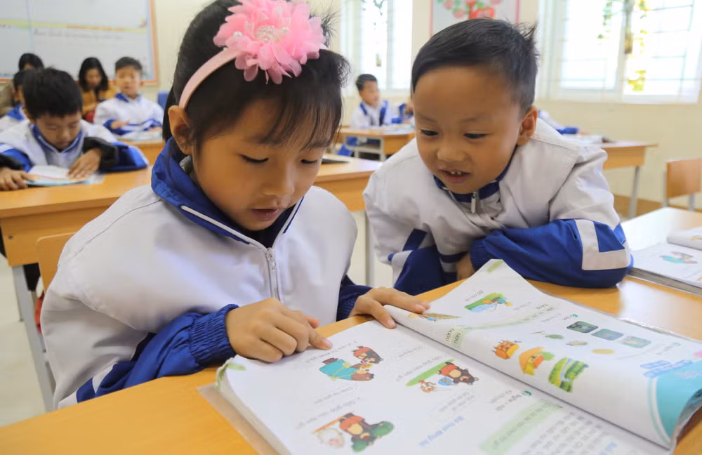 Vượt thách thức để thực hiện đổi mới căn bản toàn diện giáo dục ảnh 2