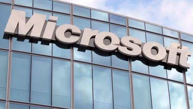 Microsoft trải qua quý kinh doanh tồi tệ với khoản lỗ kỷ lục ảnh 1