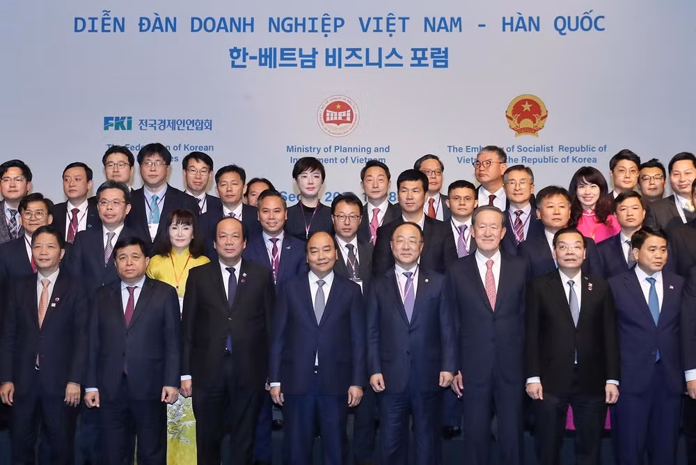 Thủ tướng Nguyễn Xuân Phúc dự Diễn đàn Doanh nghiệp Việt Nam-Hàn Quốc ảnh 1
