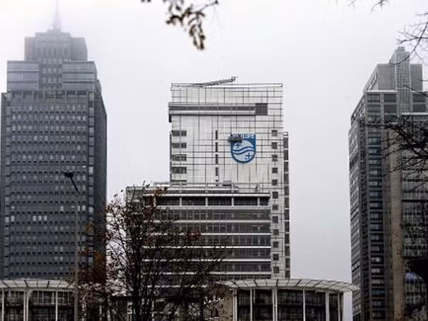 S&P hạ bậc tín nhiệm Hà Lan, nâng triển vọng nợ công TBN ảnh 1