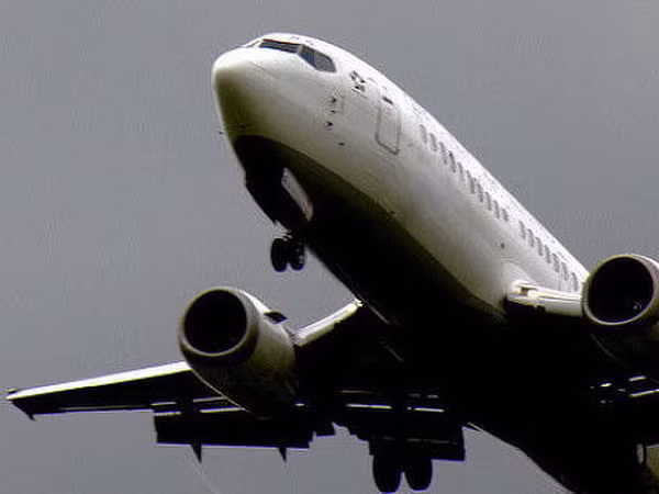 Máy bay Boeing bị rơi ở Nga làm 50 người thiệt mạng ảnh 1