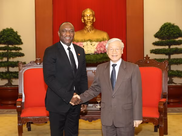 Tổng Bí thư Nguyễn Phú Trọng tiếp Chủ tịch Thượng viện Cộng hòa Haiti ảnh 1