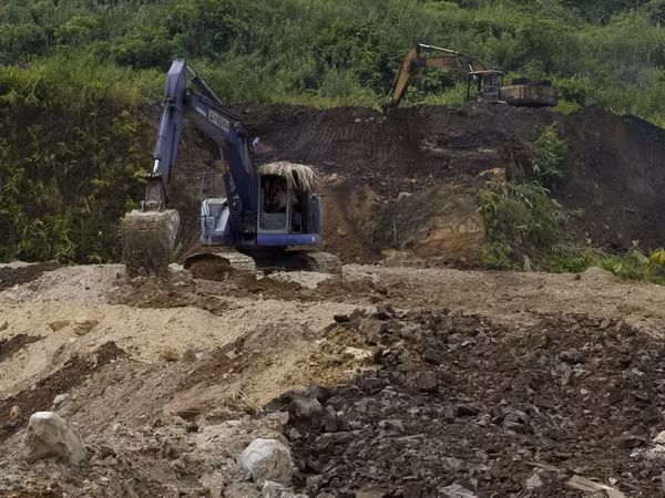 Lâm Đồng đóng cửa thêm 12 mỏ khai thác khoáng sản ảnh 1