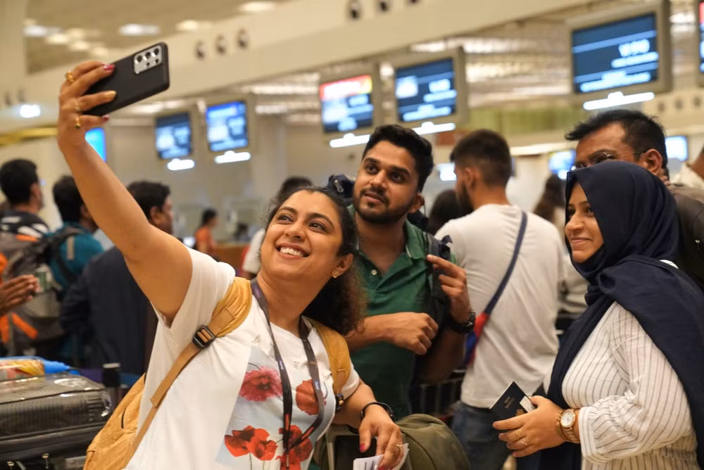 ĐBQH: Tháo gỡ thủ tục visa là chìa khóa để du lịch Việt cất cánh ảnh 1