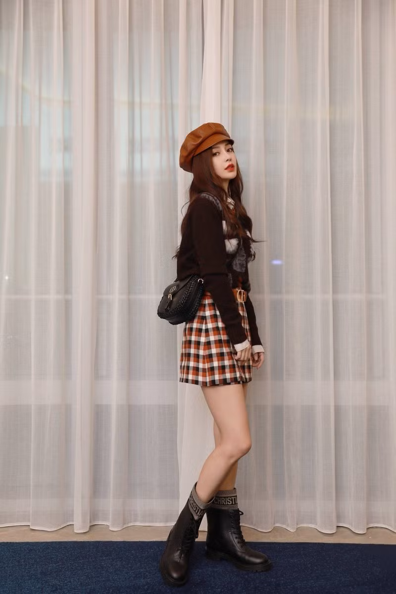 Châu Bùi đụng hàng nguyên set Dior với loạt mỹ nhân đình đám ảnh 11