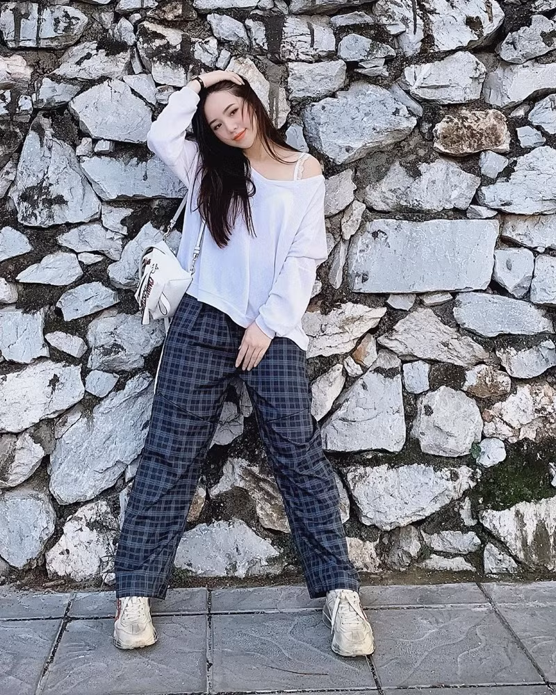 Street style vừa chất vừa ngầu của dàn sao Việt tuần qua ảnh 5
