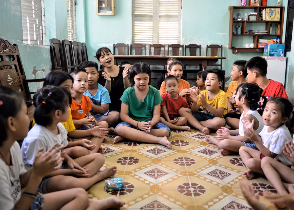 Quỹ sữa Vươn cao Việt Nam và Vinamilk mang niềm vui cho trẻ em TP.HCM ảnh 12